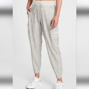 Athleta Venture printed pant